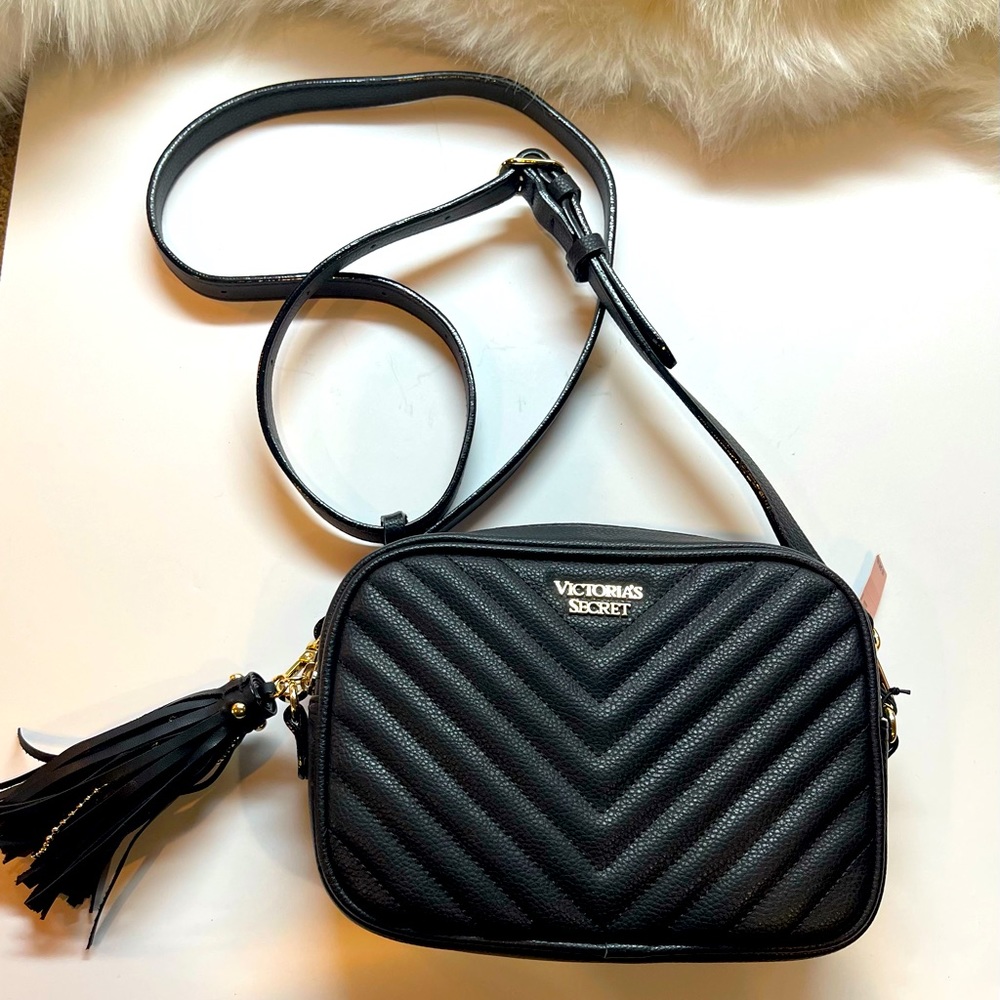 Victorias Secret city convertible crossbody and belt bag. Black NWT
